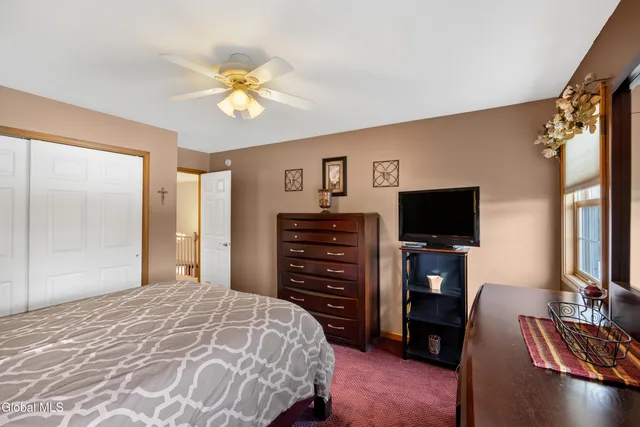 $699,900 | 11 Belleauwood Circle, Colonie, NY 12189