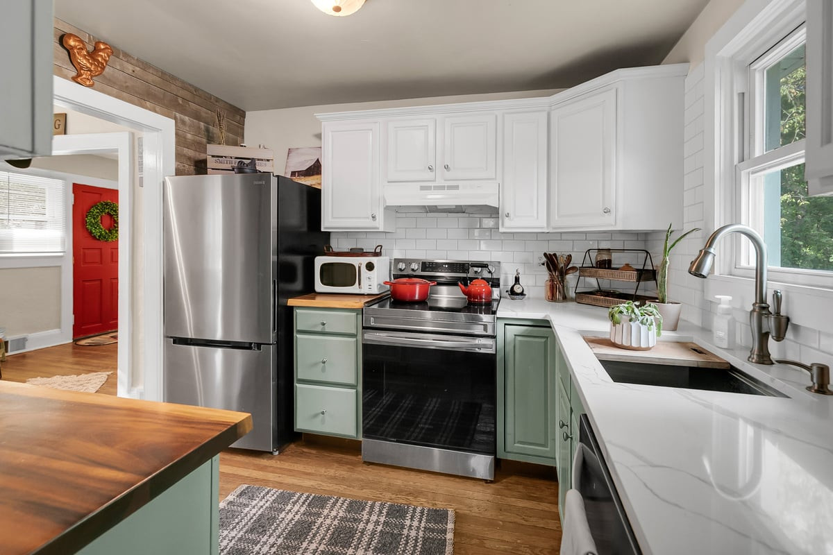193 Colts Neck Road Farmingdale, NJ 07727 - Photo 8 of 33 193 Colts Neck-5.jpg