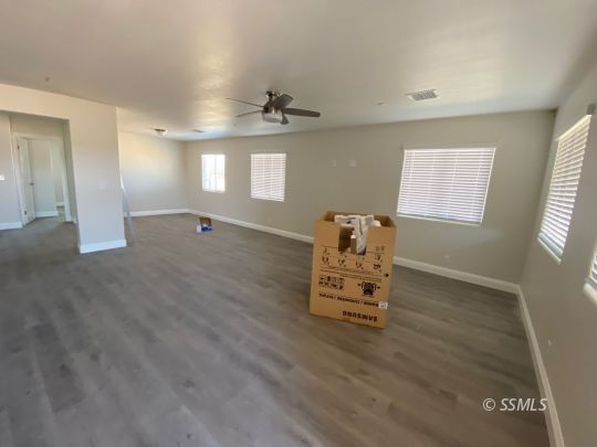 1409 West Coronado Avenue Ridgecrest, CA 93555 - Photo 2 of 6 Gallery Image 2