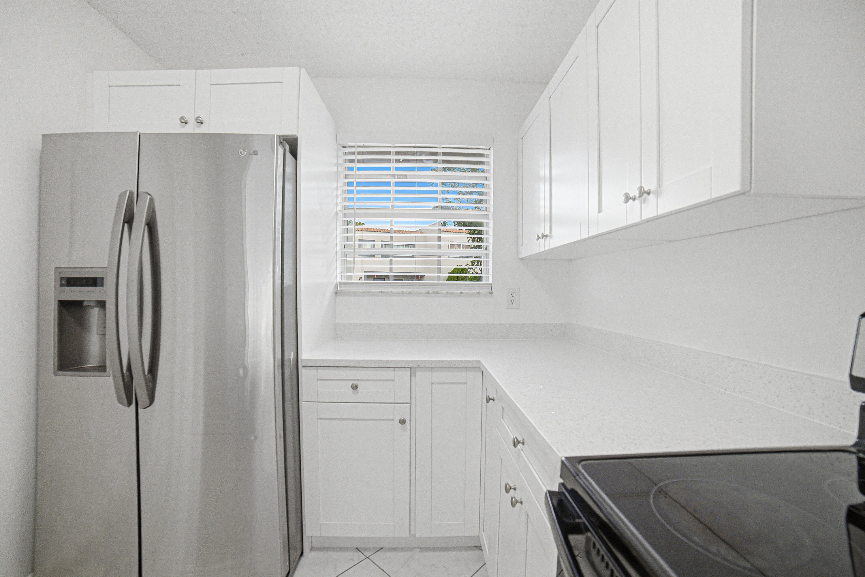 8207 Fairway Road, Unit 8207 Sunrise, FL 33351 - Photo 8 of 34 Kitchen-C