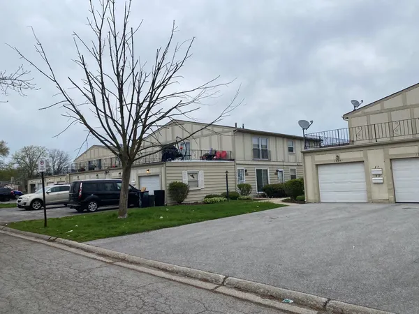 $2,600 | 19345 Oak Avenue, Unit 11, Country Club Hills, IL 60478