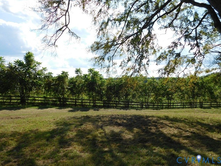 838 Crymes Road Keysville, VA 23947 - Photo 29 of 49 View of yard