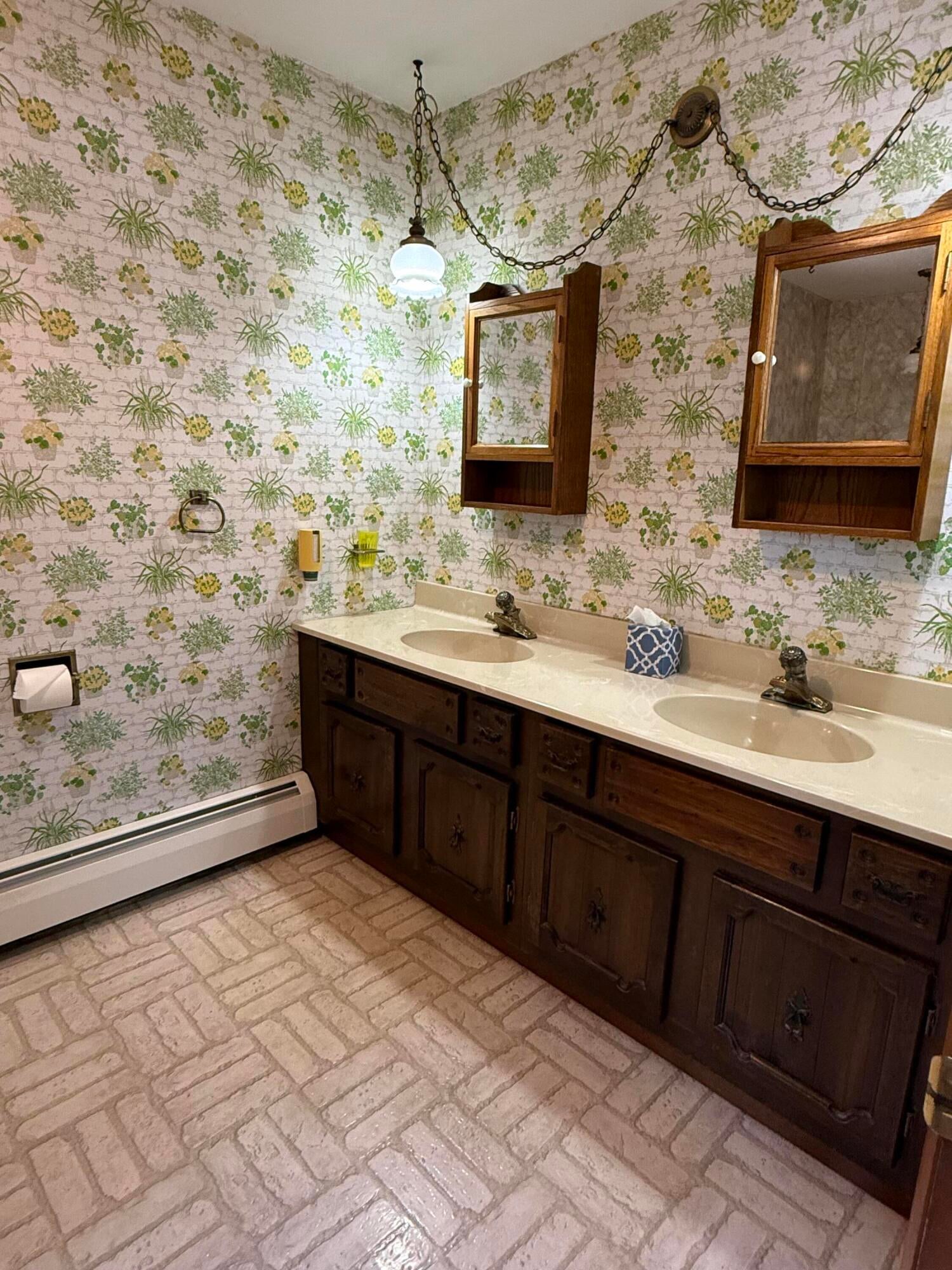 7770 West Long Lake Road Alpena, MI 49707 - Photo 8 of 14 bathroom2