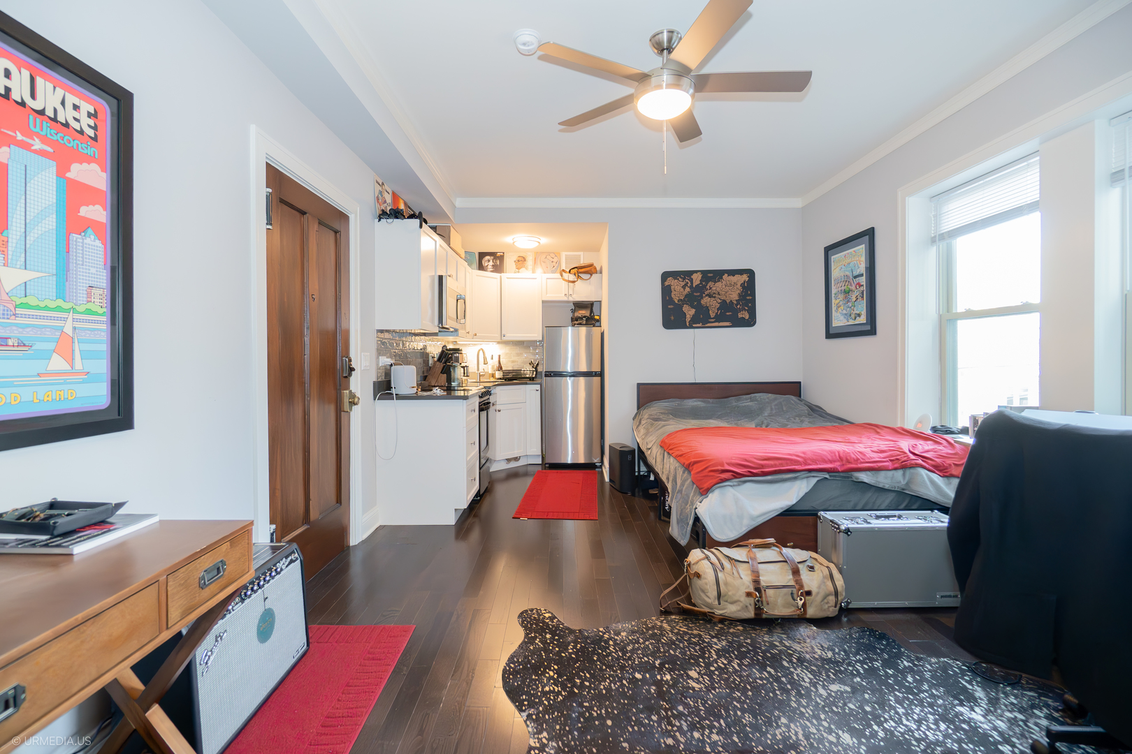 Undisclosed Address Chicago, IL 60614 - Photo 6 of 12