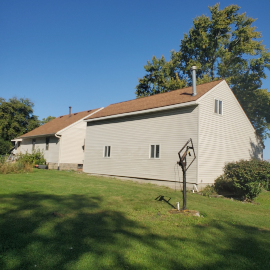 105 Seiler Street Martinton, IL 60951 - Photo 5 of 35