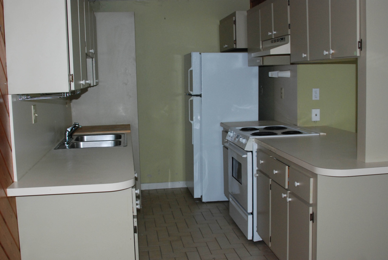 115 Stirrup Key Road, Unit 4B2 Marathon, FL 33050 - Photo 4 of 10 Kitchen