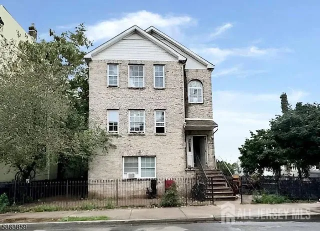 $650,000 | 328-330 Hawthorne Avenue, Newark, NJ 07112