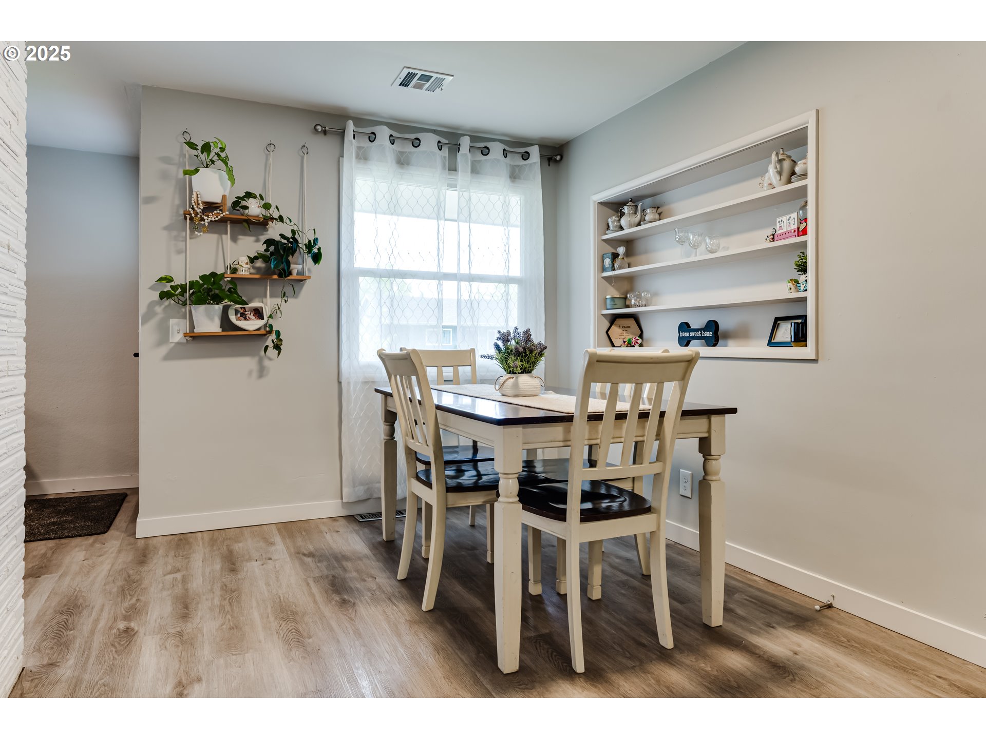 680 North Bertelsen Road Eugene, OR 97402 - Photo 5 of 25 Gallery Image 5