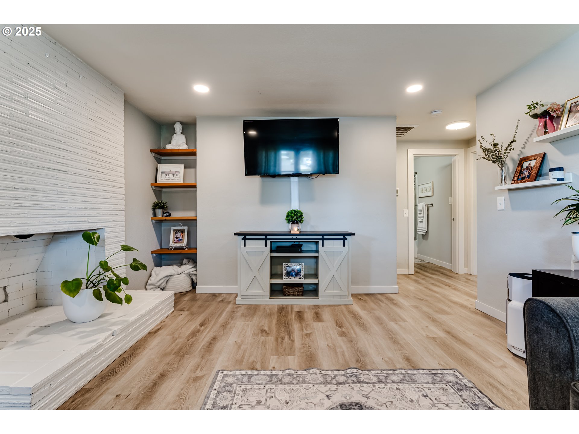 680 North Bertelsen Road Eugene, OR 97402 - Photo 10 of 25 Gallery Image 10