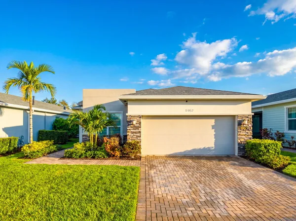 $409,990 | 11957 Southwest Lyra Dr., Port St. Lucie, FL 34987