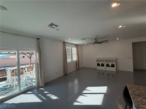$2,100 | 5576 South Gilliam Street, Pahrump, NV 89061