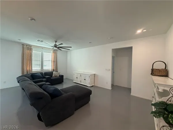 $2,250 | 5576 South Gilliam Street, Pahrump, NV 89061