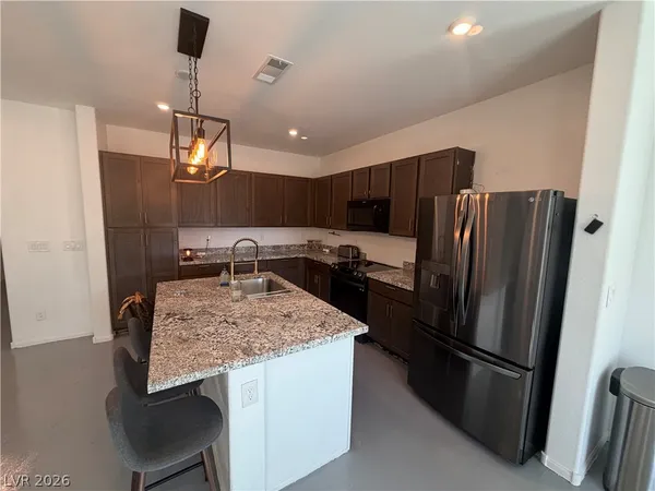 $2,100 | 5576 South Gilliam Street, Pahrump, NV 89061