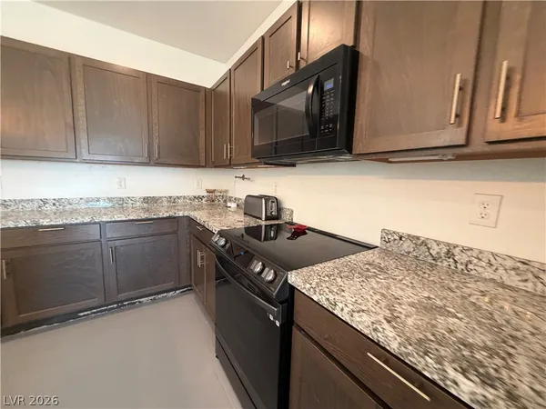 $2,100 | 5576 South Gilliam Street, Pahrump, NV 89061