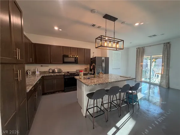 $2,100 | 5576 South Gilliam Street, Pahrump, NV 89061