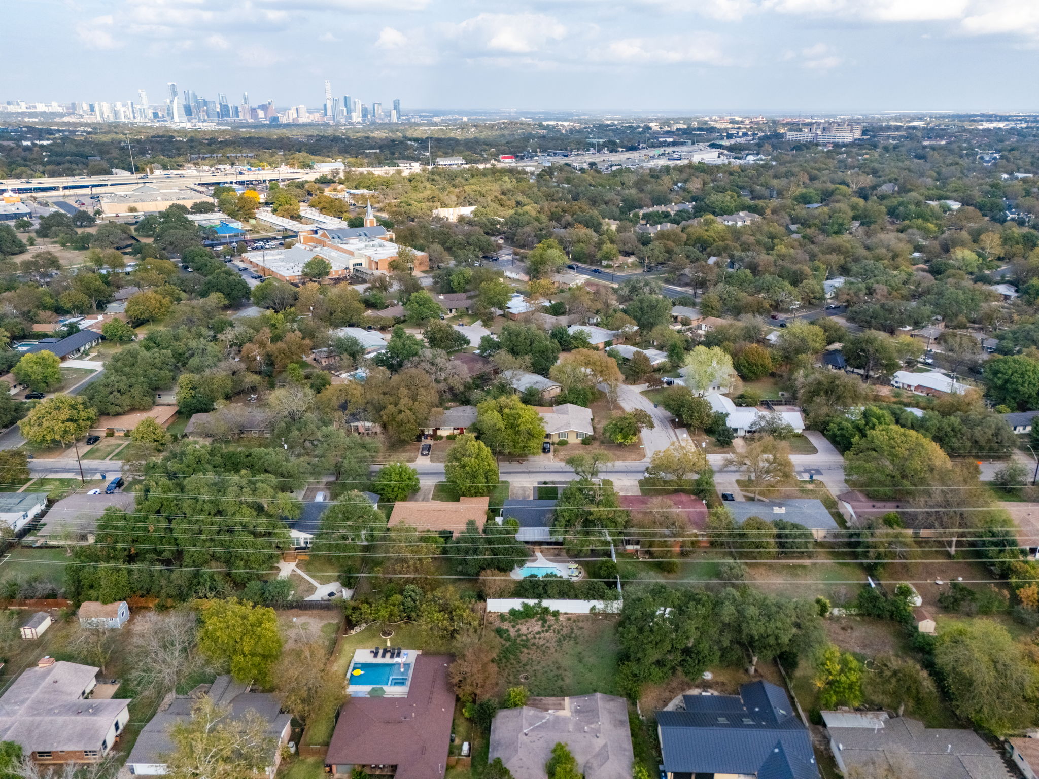 4710 Frontier Trail Austin, TX 78745 - Photo 31 of 32 a view of a city