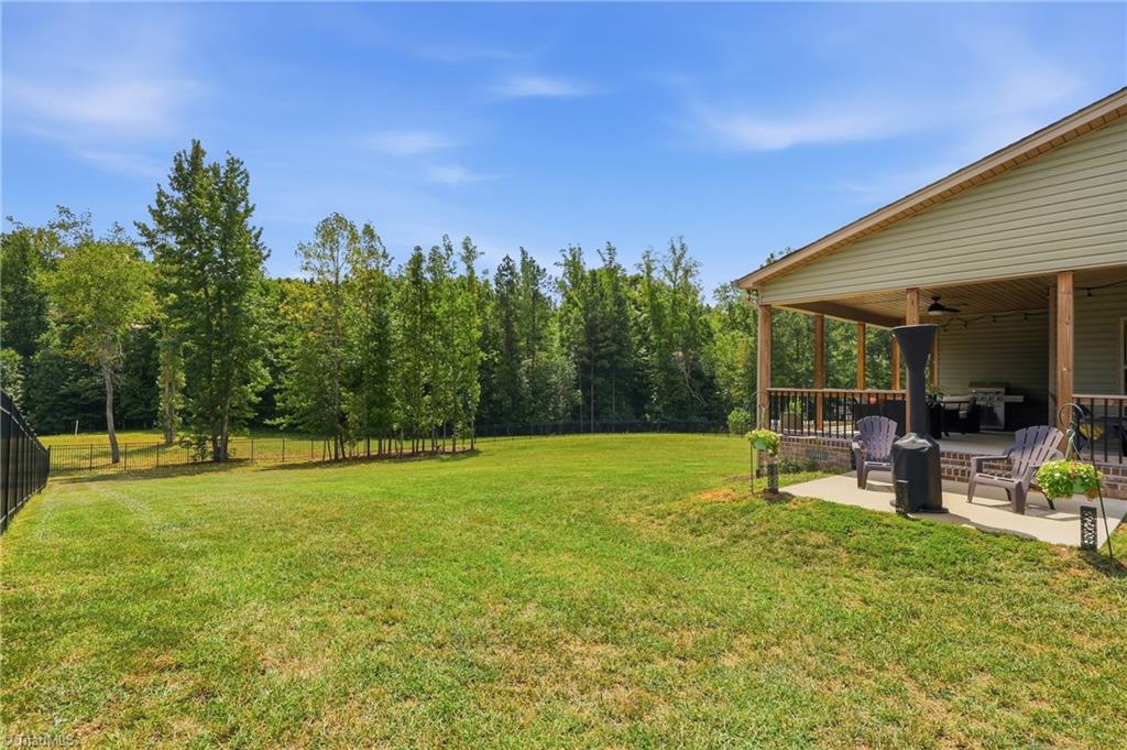 8829 Belews Ridge Road Stokesdale, NC 27357 - Photo 46 of 49 Gallery Image 46