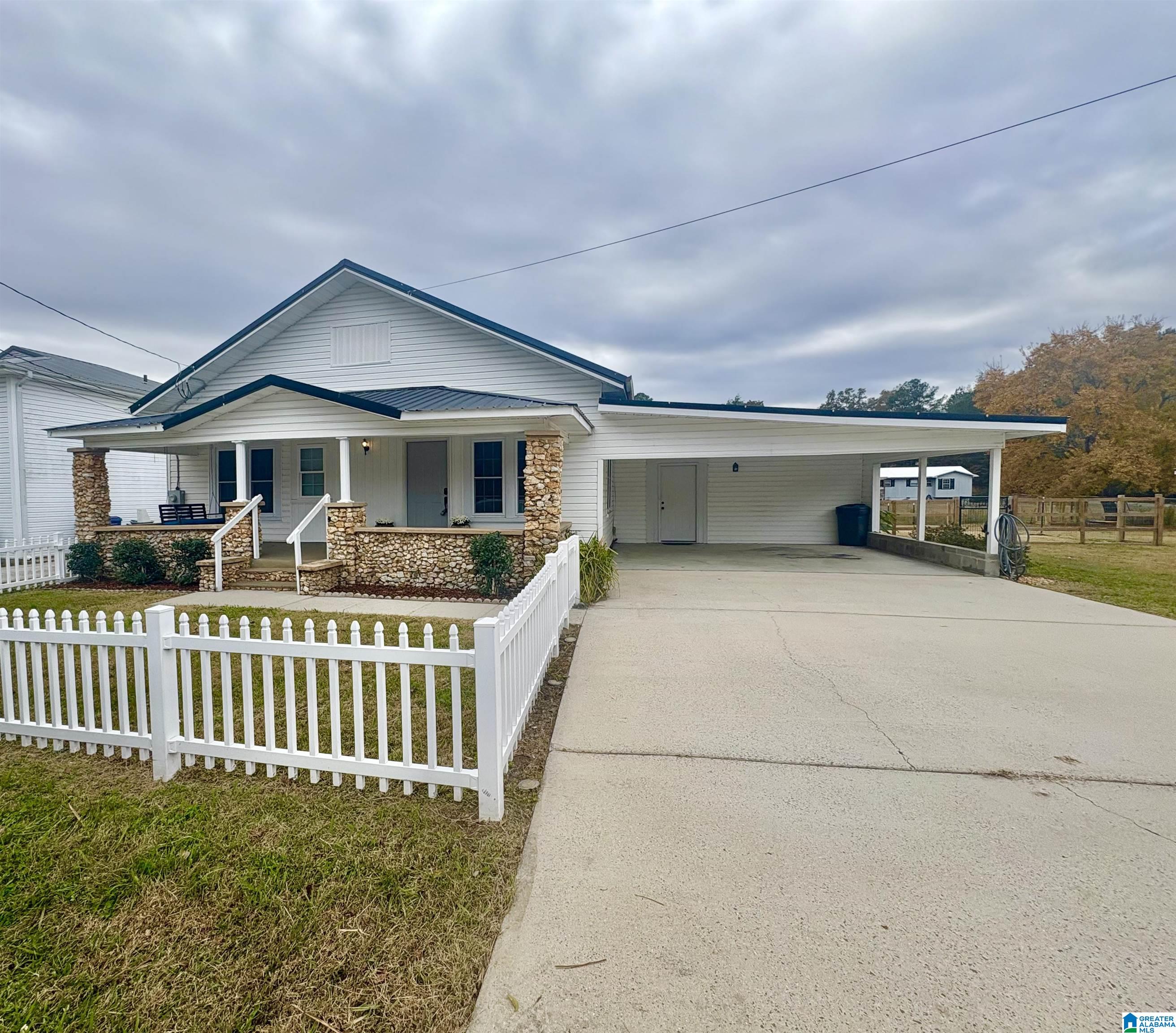 970 Springville Boulevard Oneonta, AL 35121 - Photo 1 of 21