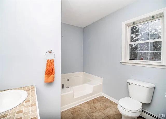 $328,000 | 1751 Highway 173, Sullivan, NY 13037