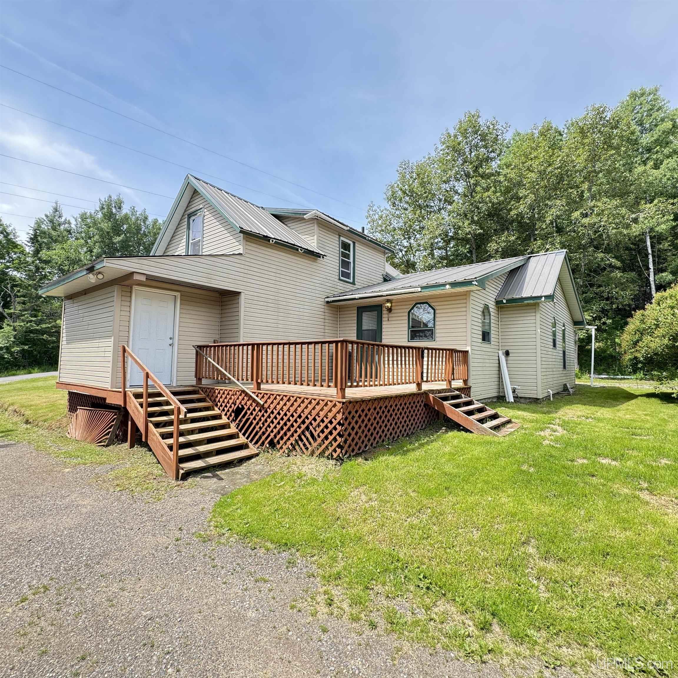 1669 Kofmehl Road Iron River, MI 49935 - Photo 6 of 49