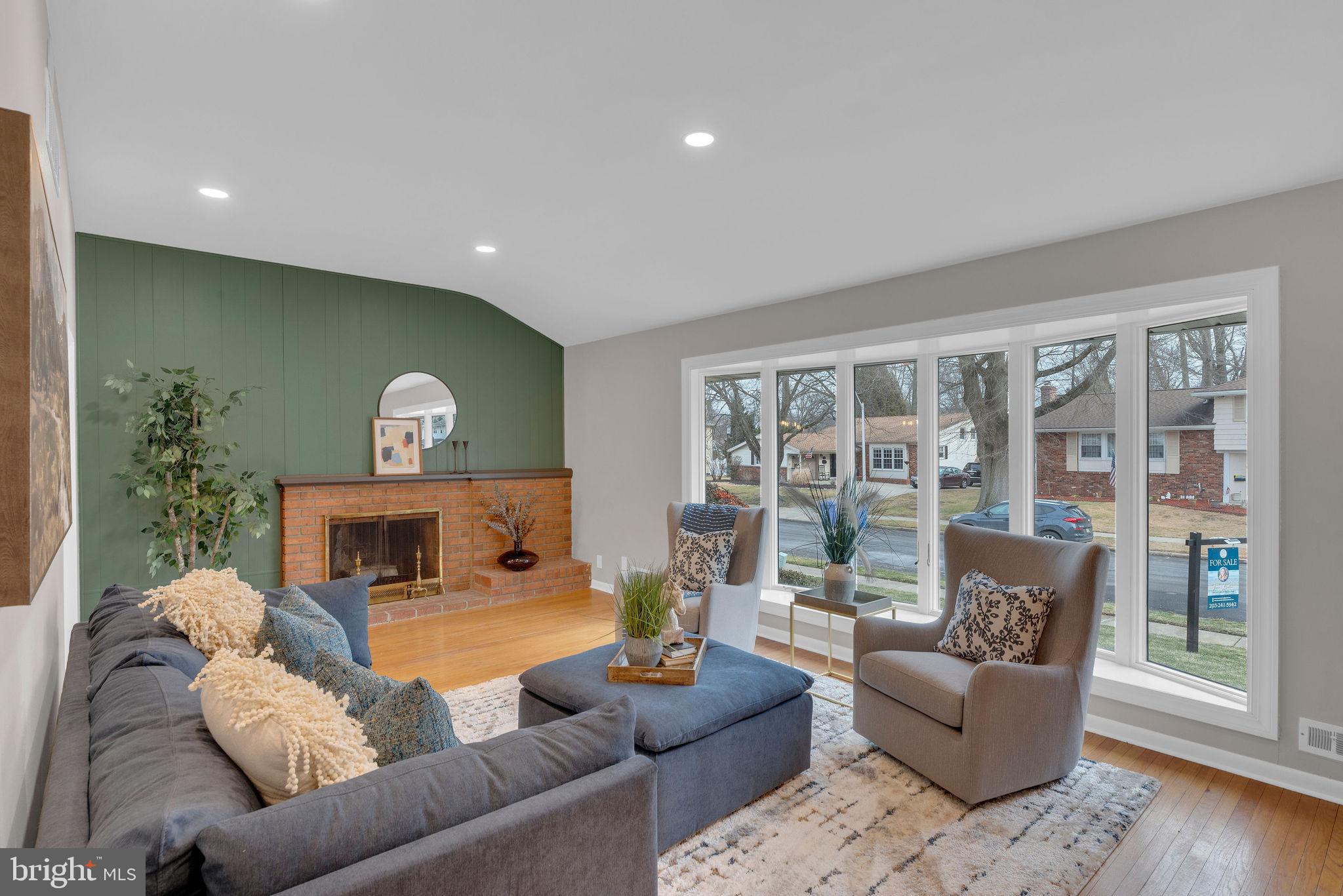 122 Leeds Road Mount Laurel, NJ 08054 - Photo 22 of 36 a living room with furniture and a large window