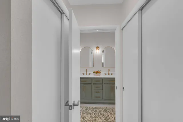 $555,000 | 122 Leeds Road, Mount Laurel, NJ 08054