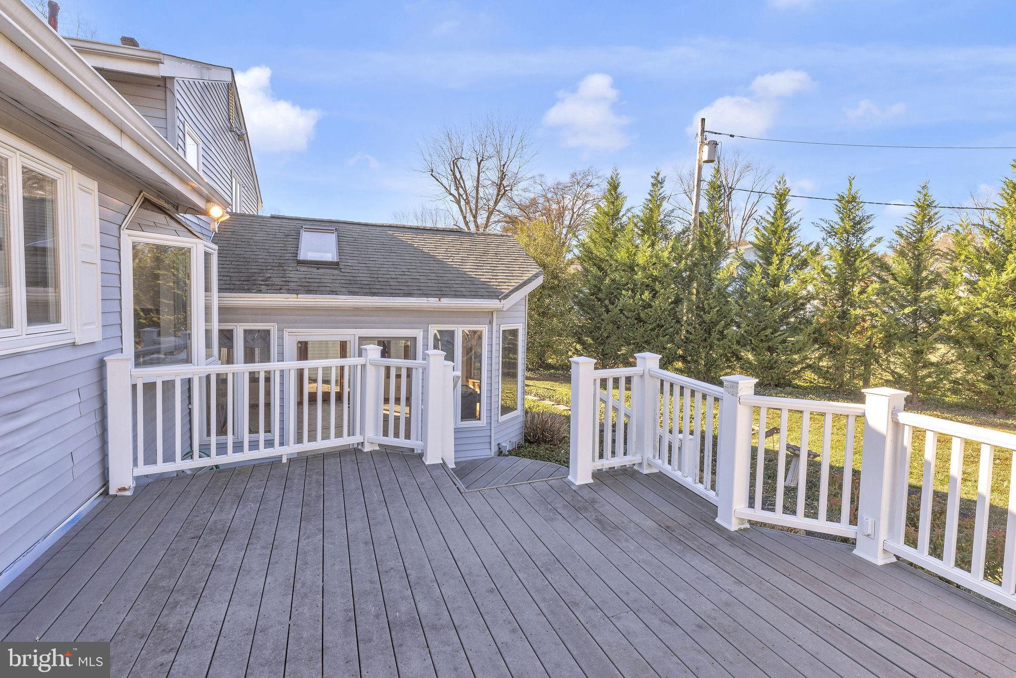 122 Leeds Road Mount Laurel, NJ 08054 - Photo 30 of 36 a view of a house with a deck