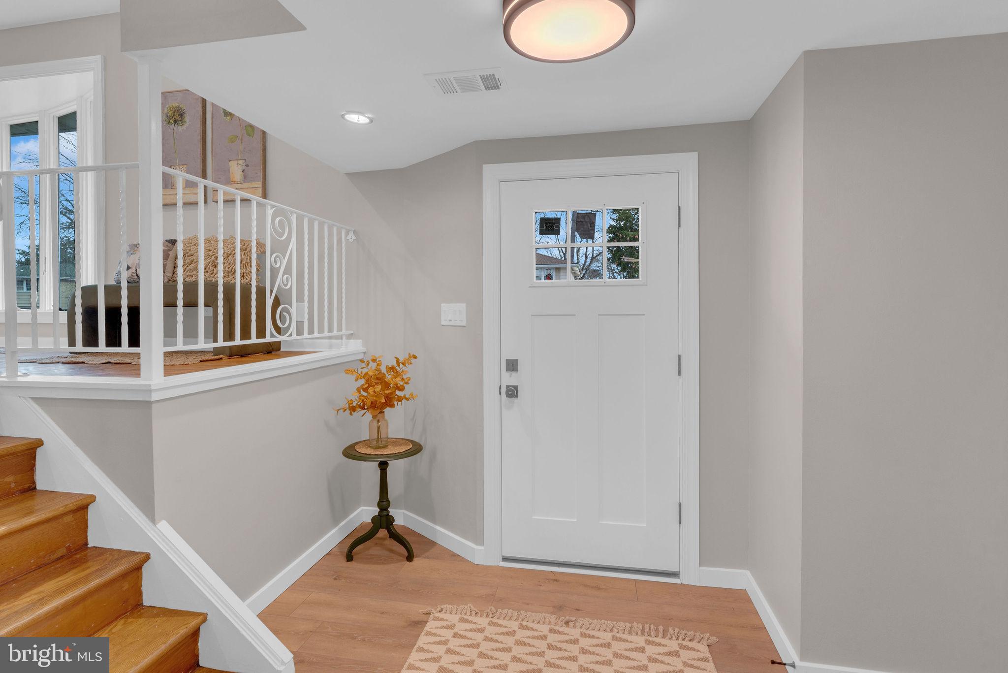 122 Leeds Road Mount Laurel, NJ 08054 - Photo 7 of 36 a view of an entryway with wooden floor