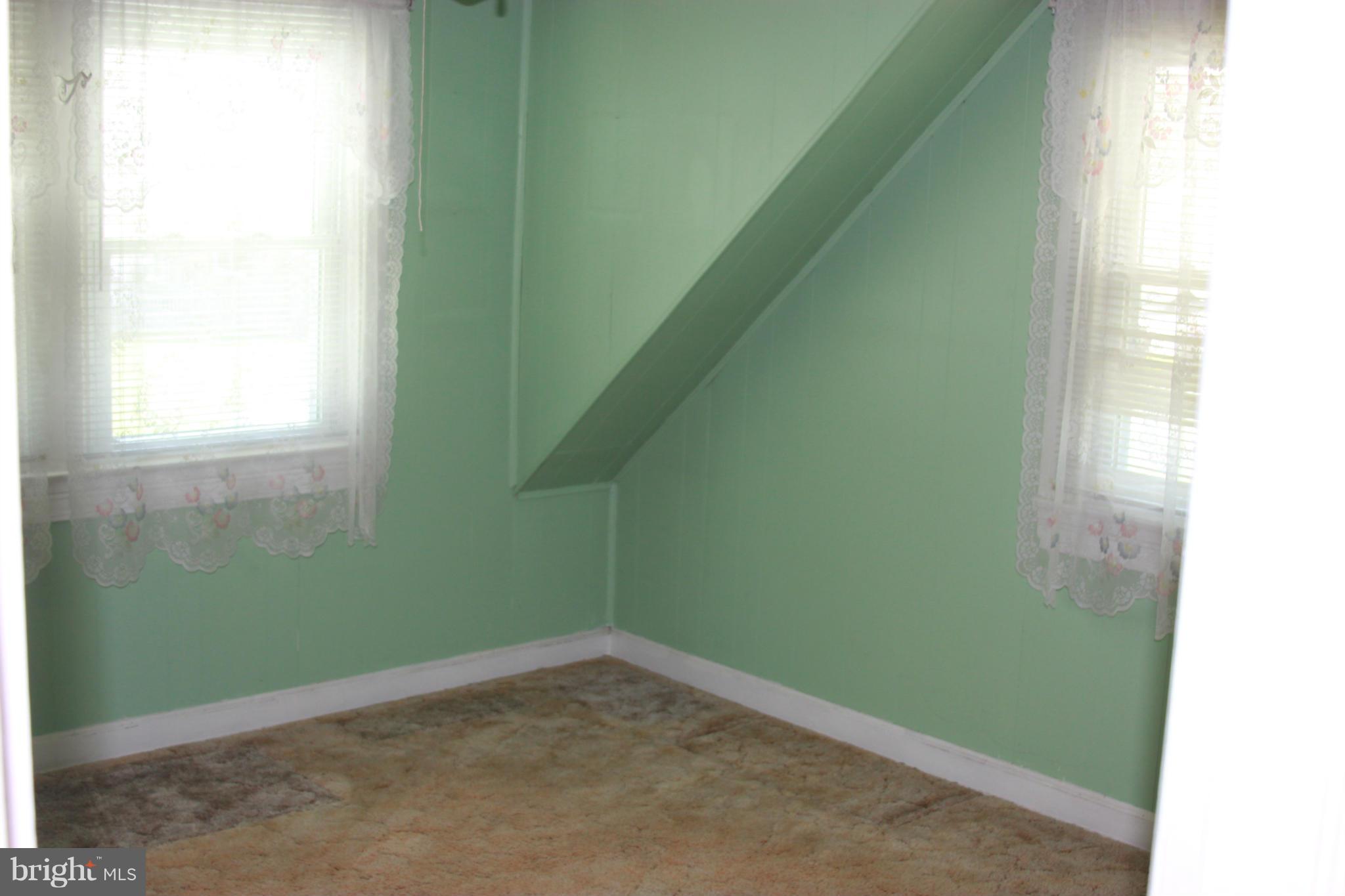 7720 North Cove Road Baltimore, MD 21219 - Photo 14 of 14 Bedroom