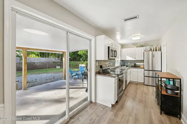 $289,999 | 207 2nd Street, Merritt Island, FL 32953