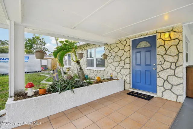 $289,999 | 207 2nd Street, Merritt Island, FL 32953