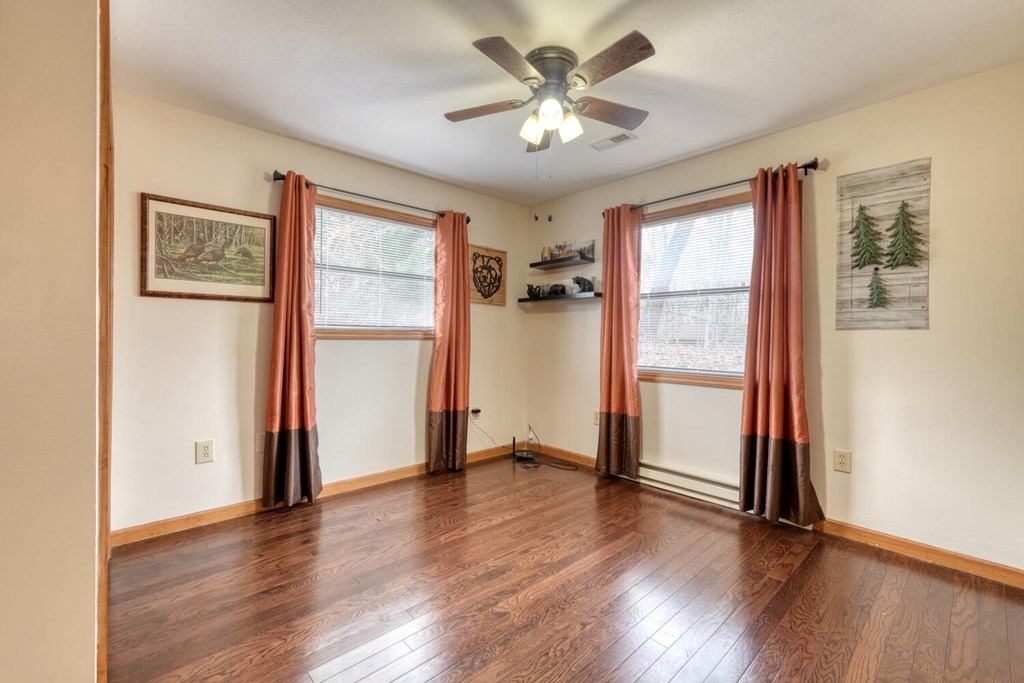 54 Hideaway Lane Murphy, NC 28906 - Photo 15 of 20