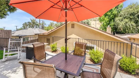 $1,335,000 | 1232 East Elmwood Avenue, Burbank, CA 91501