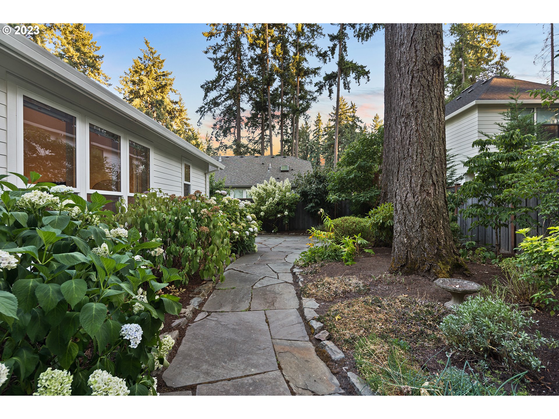 4665 Firwood Road Lake Oswego, OR 97035 - Photo 32 of 35 Gallery Image 32