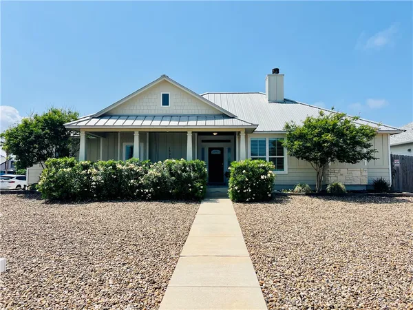 $3,850 | 13933 Suntan Avenue, Corpus Christi, TX 78418