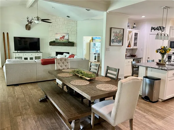 $3,850 | 13933 Suntan Avenue, Corpus Christi, TX 78418