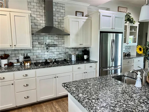 $3,850 | 13933 Suntan Avenue, Corpus Christi, TX 78418