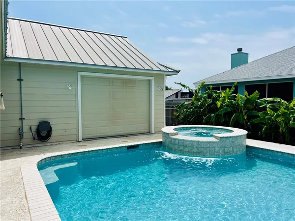 $3,850 | 13933 Suntan Avenue, Corpus Christi, TX 78418