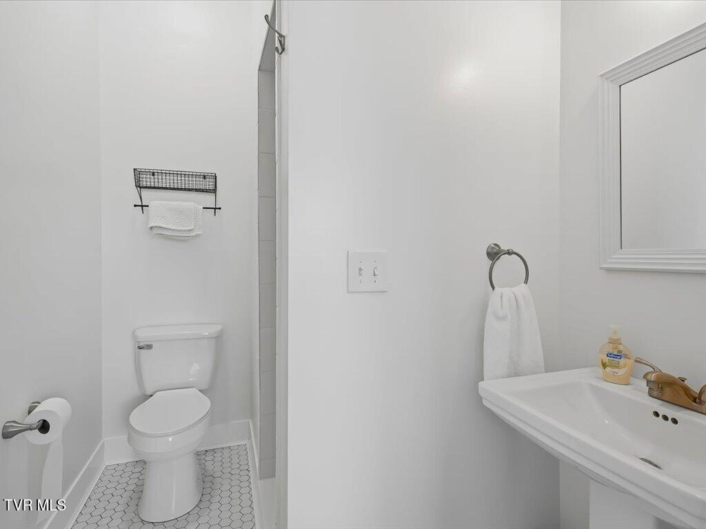 270 Sonshine Ridge Road Cosby, TN 37722 - Photo 15 of 75 270 Sonshine Ridge Road - 15