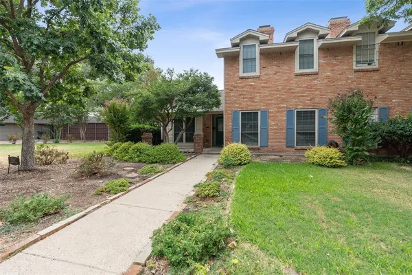 $3,150 | 10447 Barrywood Drive, Dallas, TX 75230