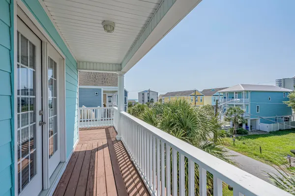 $1,150,000 | 114 16th Avenue South, Surfside Beach, SC 29575