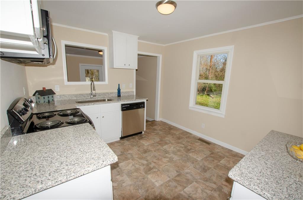 216 Queens Road Gastonia, NC 28052 - Photo 6 of 11