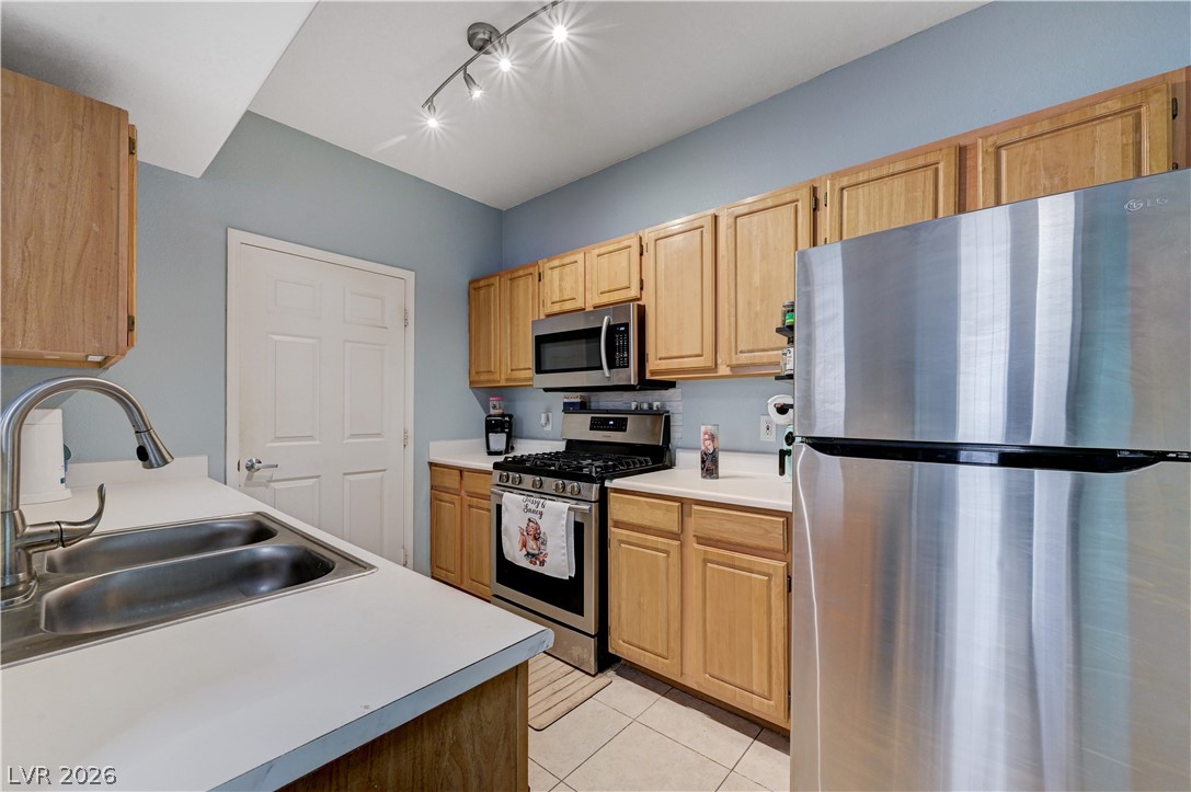 8555 West Russell Road, Unit 1017 Las Vegas, NV 89113 - Photo 17 of 42