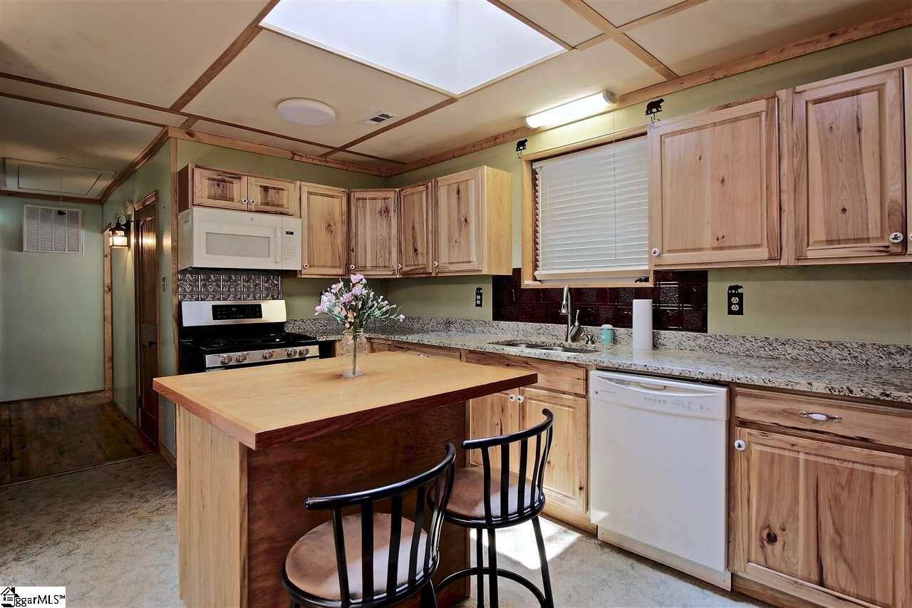 112 Gintomo Road Cleveland, SC 29635 - Photo 8 of 27