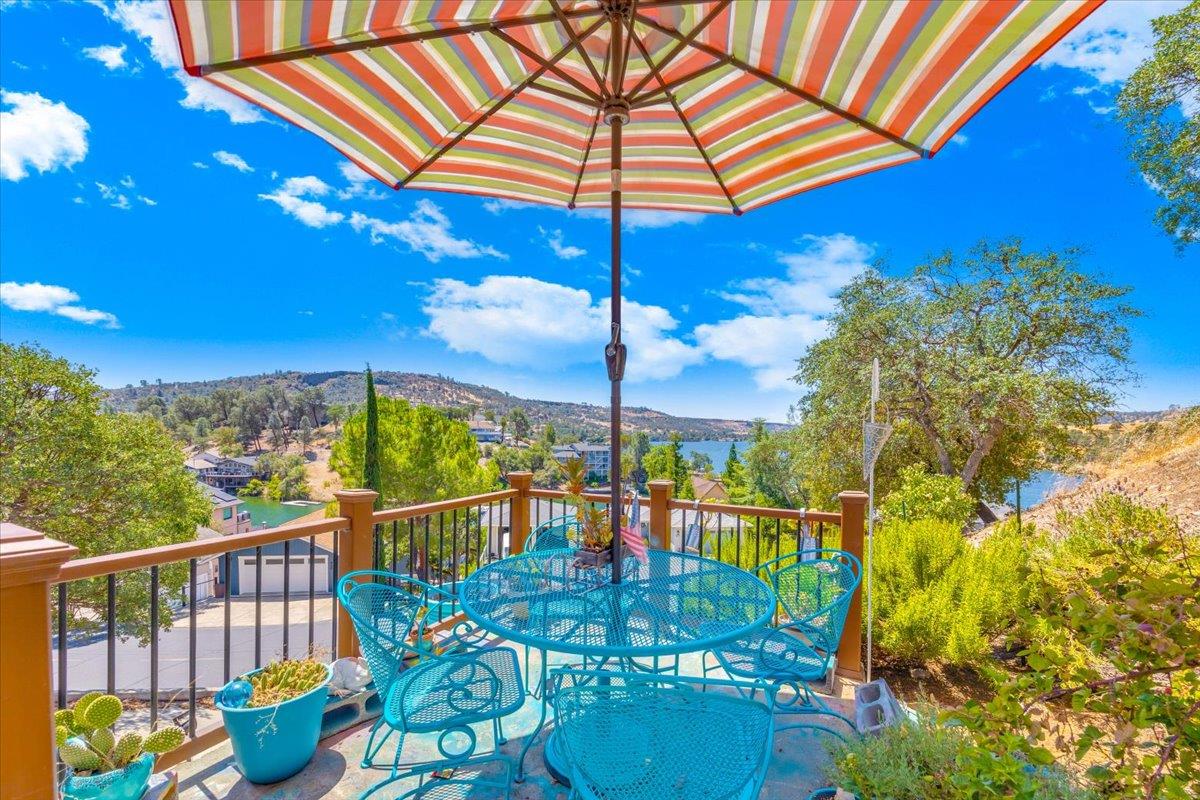 411 Sunrise Road Copperopolis, CA 95228 - Photo 15 of 76 Enjoy the sun patio.