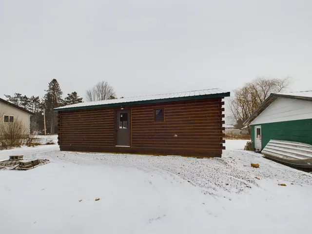 $130,000 | 5111 Spruce Street, Laona, WI 54541