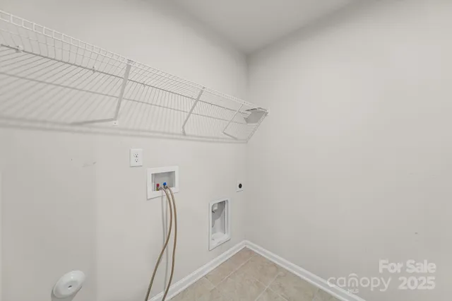 a view of utility room