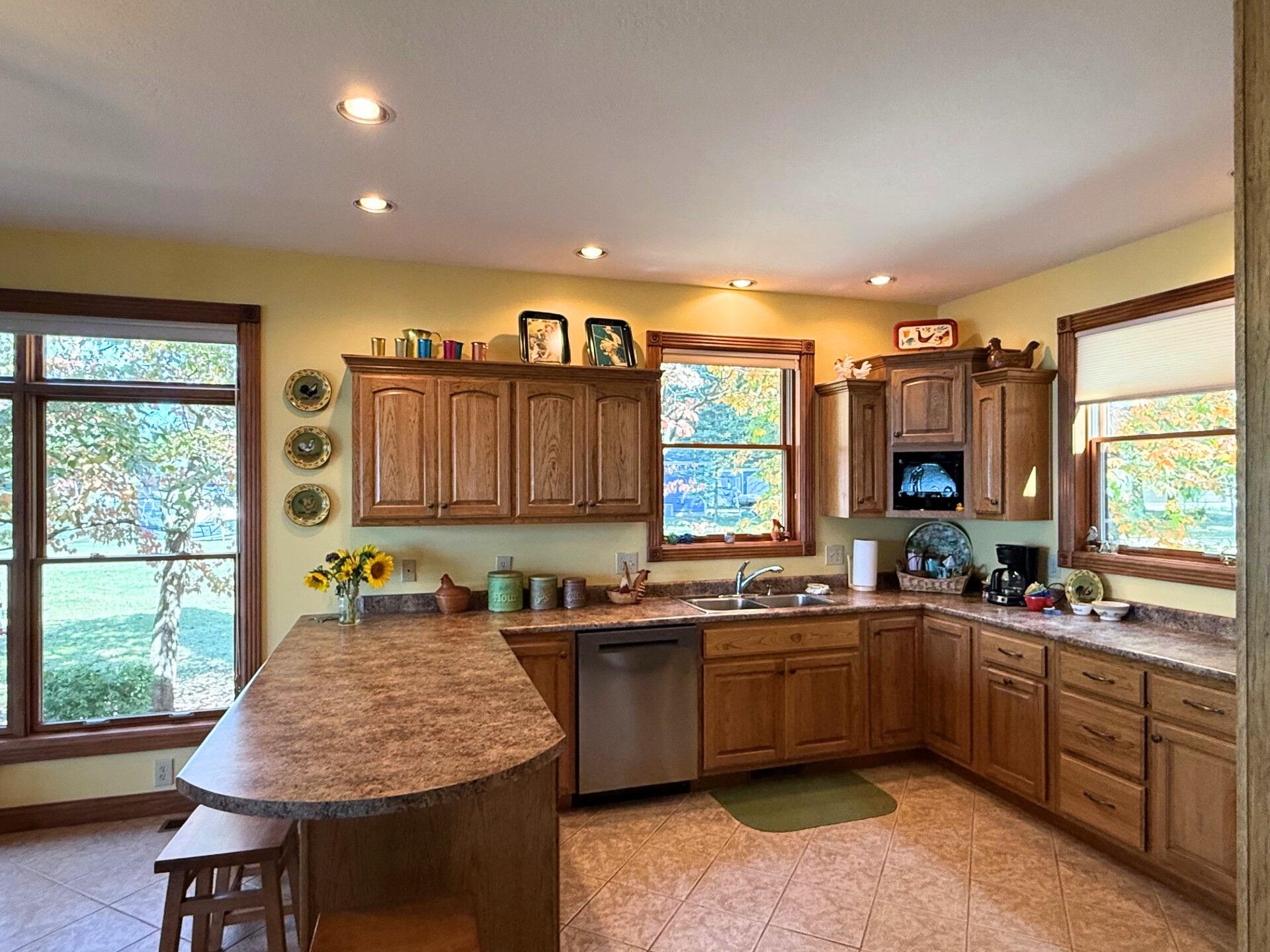 580 Lakeside Drive Rome City, IN 46784 - Photo 12 of 36