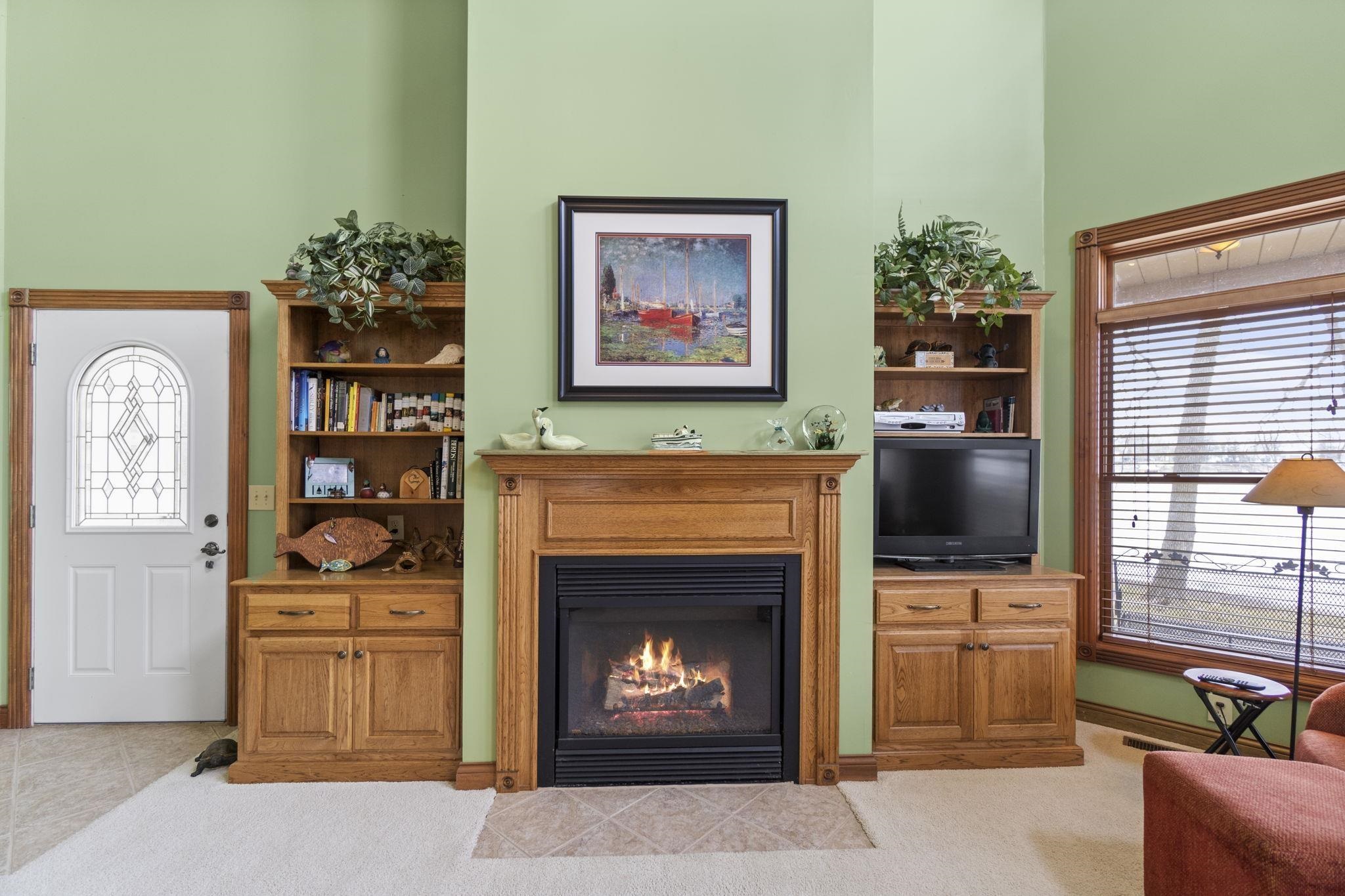 580 Lakeside Drive Rome City, IN 46784 - Photo 4 of 36