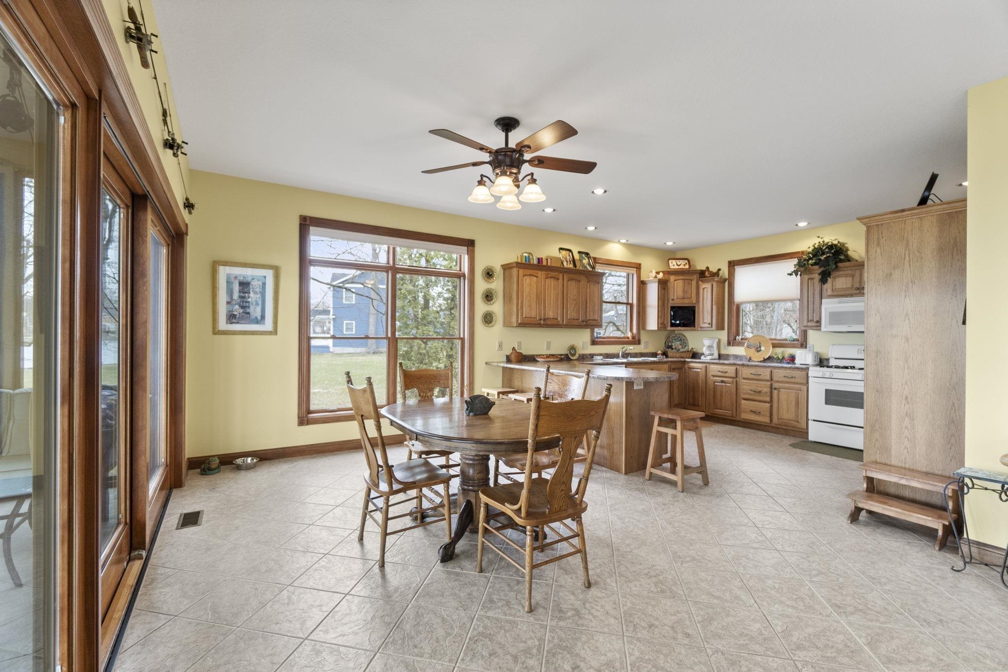 580 Lakeside Drive Rome City, IN 46784 - Photo 9 of 36